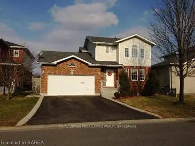 256 Sheridan Street, Kingston, On K7p 3c7