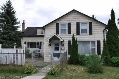128 E THOMAS Street, Greater Napanee, ON K7R 1L3