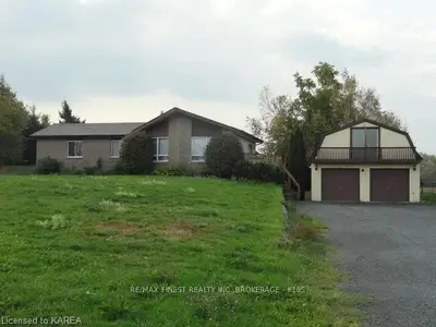 7318 COUNTY ROAD 2, Greater Napanee, ON K7R 3K6