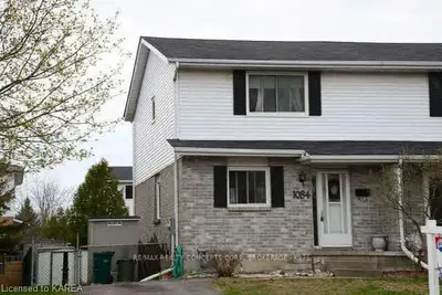 1084 Hickorywood Crescent, Kingston, On K7p 2h3