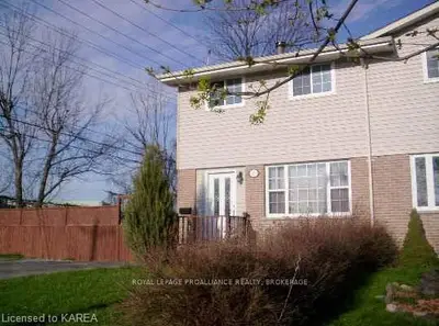 5 Virginia Street, Kingston, On K7k 5y3