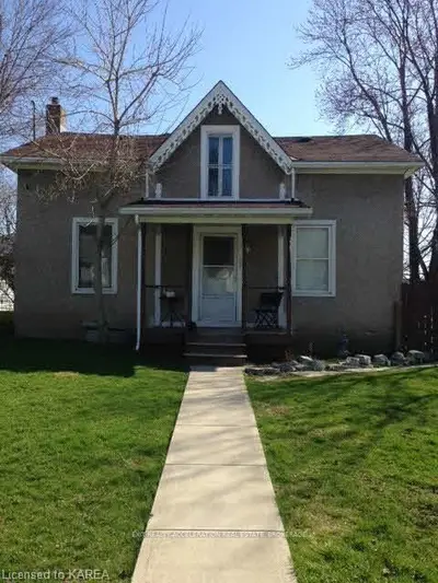 127 West Street, Greater Napanee, On K7r 2p3