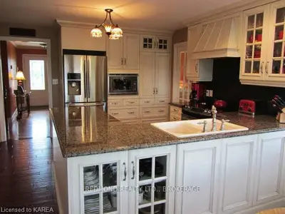 1686 Abbey Dawn Road, Kingston, On K7l 4v1