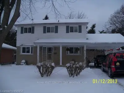 25 Grosvenor Court, Kingston, On K7m 3c2