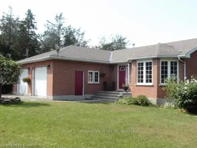 1777 N. Big Island Road, Prince Edward County, On K0k 1w0