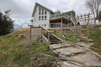 4675 County Road 9, Greater Napanee, On K7r 3k8