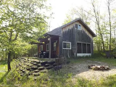 117 Bass Bay Road, Tay Valley, On K7n 3c7