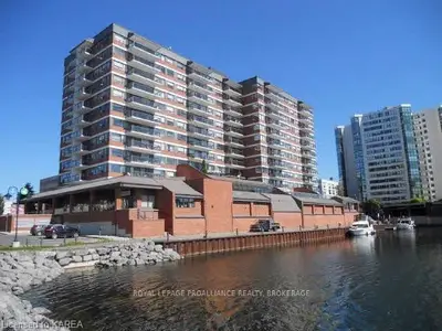 165 Ontario Street 406, Kingston, On K7l 2y6