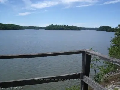 79 Rambling Rose Lane, Front Of Leeds & Seeleys Bay, On K7g 2v5