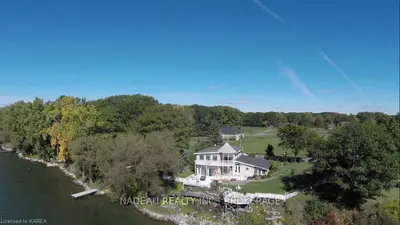 44 Quinte View Road, Greater Napanee, On K0h 1g0