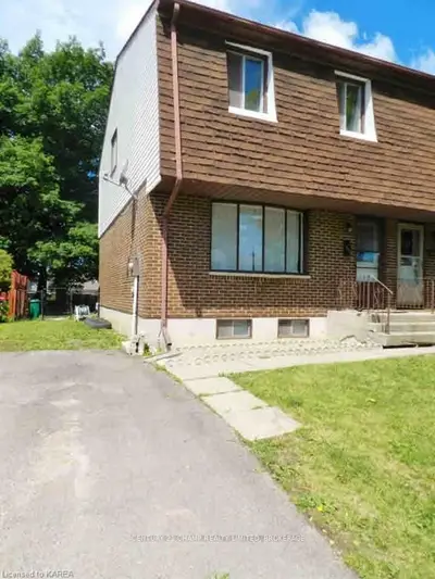 771 Grouse Crescent, Kingston, On K7p 1a1