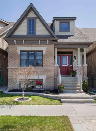 1215 Crossfield Avenue, Kingston, On K7p 0a5