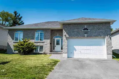 372 Boxwood Street, Kingston, On K7m 9c3