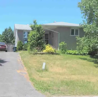 808 KIMBERLEY Street, Kingston, ON K7P 1C5