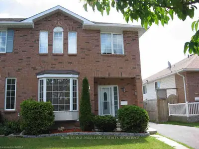 1349 BRACKENWOOD Crescent, Kingston, ON K7P 2W3