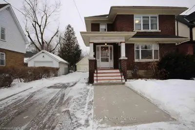 4 TRAYMOOR Avenue, Kingston, ON K7L 4K8