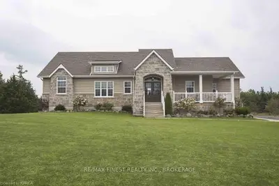 1324 Meach Road, Greater Napanee, On K0k 2z0