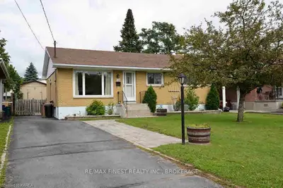 1394 Montreal Street, Kingston, On K7k 3l6