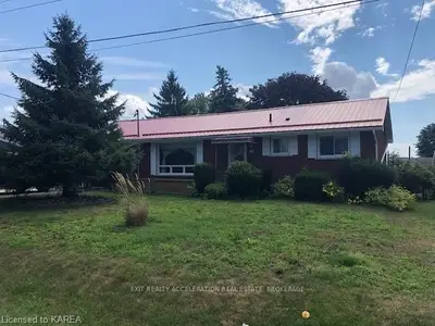 14 Sunset Crescent, Greater Napanee, On K7r 2g5