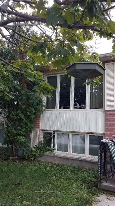 339 Kingsdale Avenue, Kingston, On K7m 8g9
