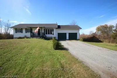3556 County Road 3, Leeds and the Thousand Islands, ON, K0E 1N0