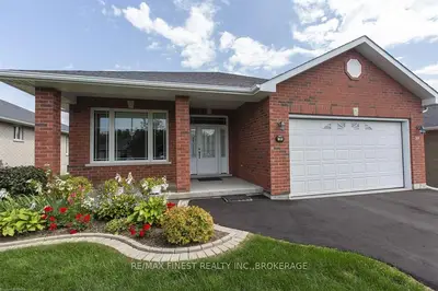 39 Cherrywood Parkway, Greater Napanee, ON K7R 3L1