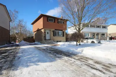 1039 Pinewood Place, Kingston, On K7p 1k9