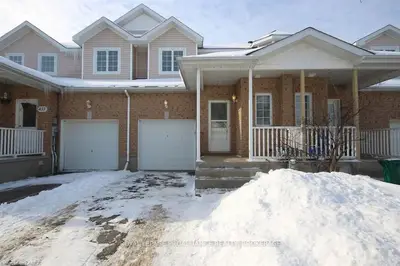 431 Molly Mcglynn Street, Kingston, On K7k 7c2