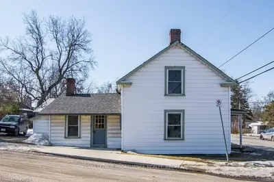 1187 Main Street, Frontenac Islands, On K0h 2y0