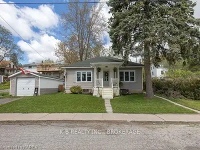 189 WATER Street W, Greater Napanee, ON K7R 1W5