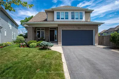 1030 Bluffwood Avenue, Kingston, On K7g 2m3