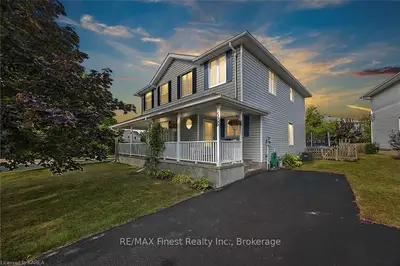 526 Grand Trunk Avenue, Kingston, On K7m 8p6