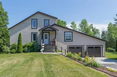 3495 COUNTY ROAD 3, Prince Edward County, ON K0K 1L0