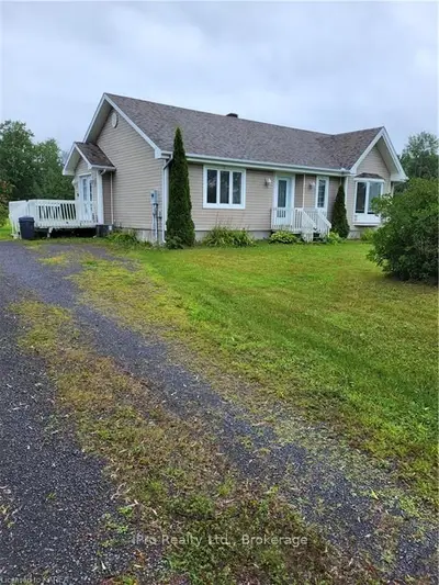 593 DE LA BERGERIE Road, Hawkesbury, ON K0B 1K0