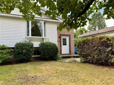 22 BERNADETTE Court, Kingston, ON K7K 6L6