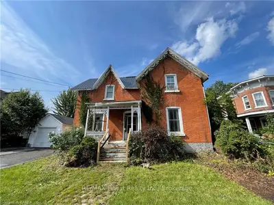232 John Street, Greater Napanee, On K7r 1r9