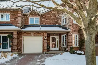 1098 King Street W 15, Kingston, On K7m 8j2
