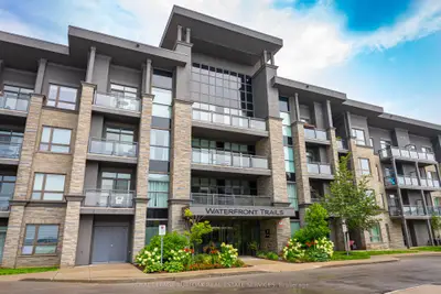 Condo Apartment in Hamilton