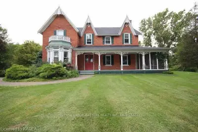 8597 COUNTY ROAD #2, Greater Napanee, ON K7R 3L1