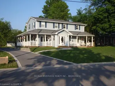 475 CHARLES Street, Gananoque, ON K7G 1V8
