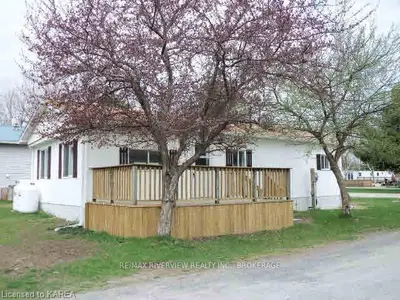 104 Ellisville Road 1, Leeds And The Thousand Islands, On K0e 1n0
