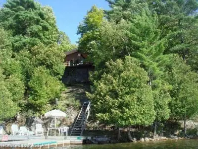 7920 Perth Road, Porcupine Island, Frontenac, On, K0h 2l0