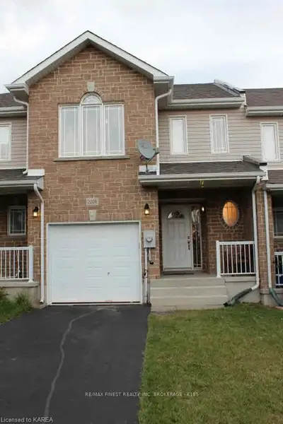 2209 Swanfield Street, Kingston, On K7m 0a8
