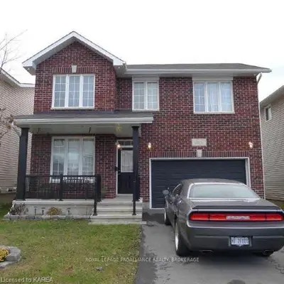 1417 Crossfield Avenue, Kingston, On K7p 0e7