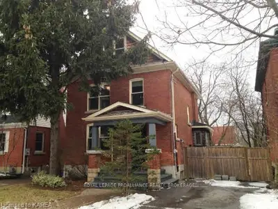 79 College Street, Kingston, On K7l 4v5