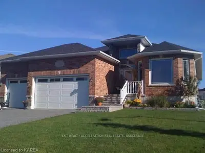 71 Ashwood Crescent, Greater Napanee, On K7r 0b1