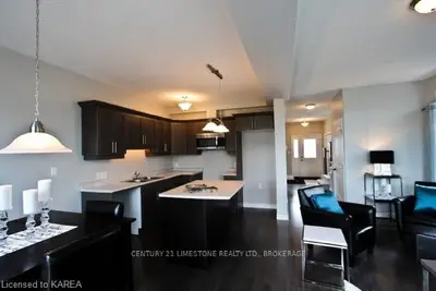 919 Blossom Street, Kingston, On K7p 0h4