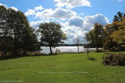 1601c Chaffeys Locks Road, Rideau Lakes, On K0g 1e0