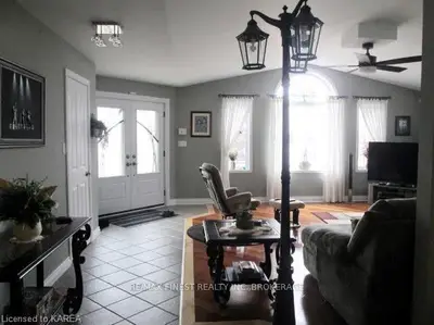 223 Bayshore Road, Tyendinaga, On, K0k 1x0