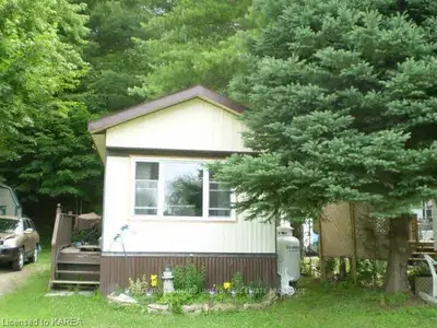 3303 HIGHWAY 32 2, Leeds and the Thousand Islands, ON K0H 2N0